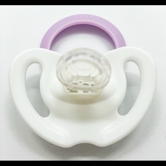Nuk Pacifiers - Picture 5 of 8